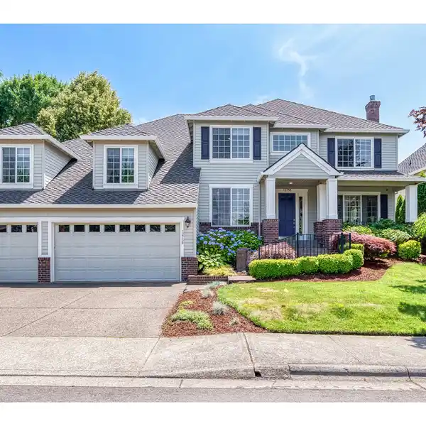 EXCEPTIONAL HOME IN BAUER OAKS ESTATES