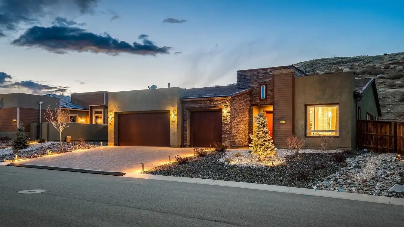 Stunning Single-level Home in the Cliffs