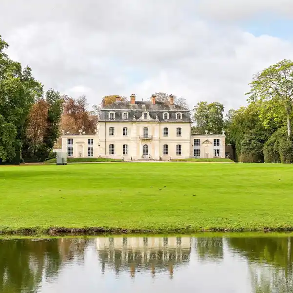 ELEGANT CHATEAU WITH A RICH HISTORY