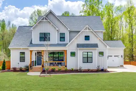Exceptional Modern Farmhouse