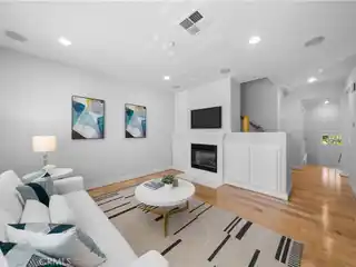 Split-Level Townhome in a Convenient Location
