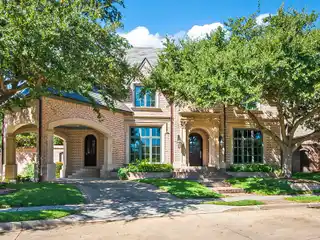 Custom Estate in Prestigious Stonebriar Park