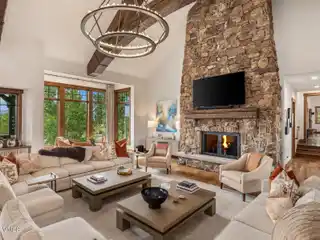 Elevated Mountain Living in an Exclusive Community
