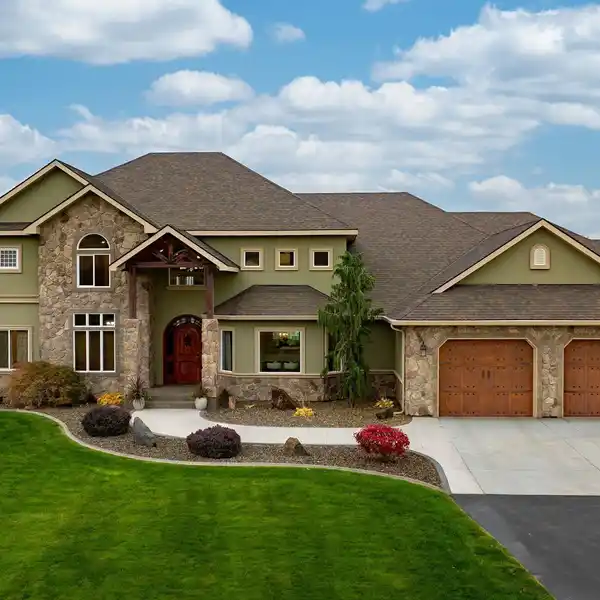 PEACEFUL SERENE 5-ACRE RETREAT IN EXCLUSIVE COMMUNITY