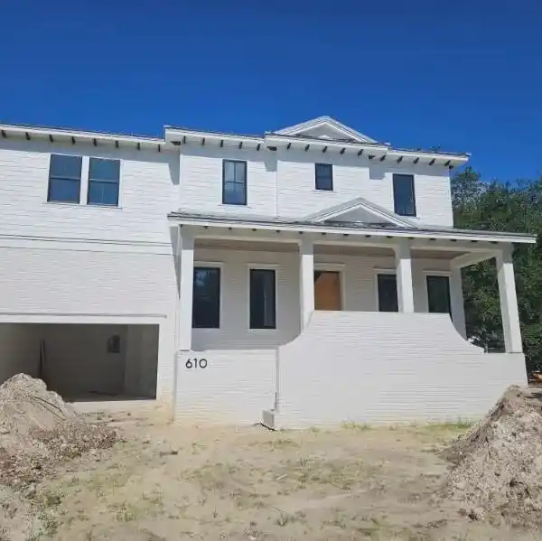 REMARKABLE NEW CONSTRUCTION IN DAVIS ISLANDS
