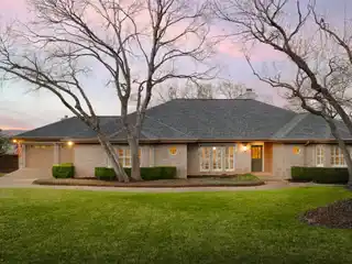 Comfort and Sophistication on a Quiet Cul-de-sac