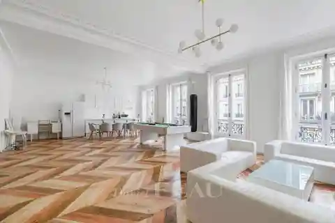 Stylish Parisian Apartment with Optimized Floor Plan