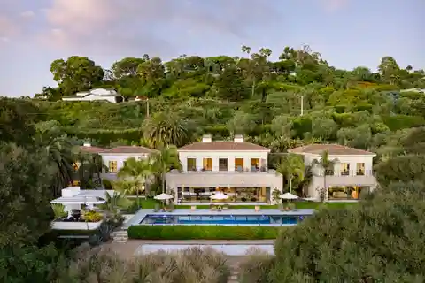 Remarkable Two-plus-acre Ocean View Estate