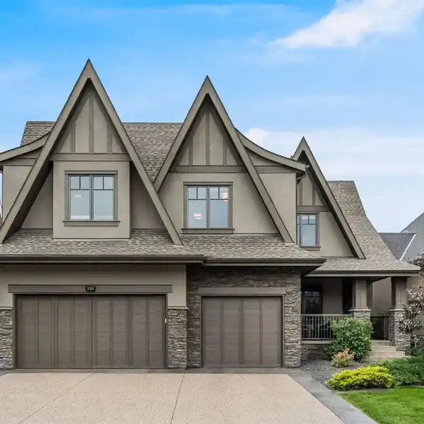 EXQUISITE HOME IN PRESTIGIOUS COOPER’S CROSSING