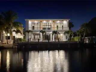 New Architectural Modern Deepwater Estate