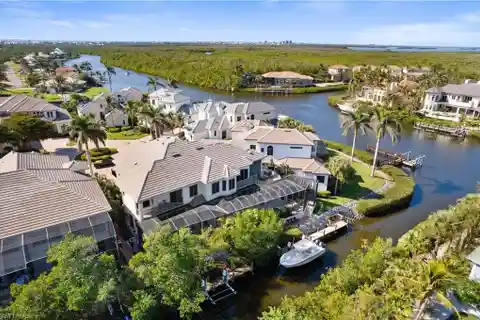 Waterfront Villa in River Reach Estates