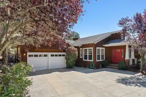 Exceptional Craftsman Style Home in Fairfax Hills