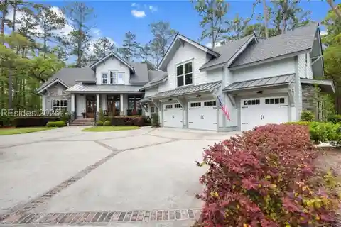 One of One Berkely Hall Retreat