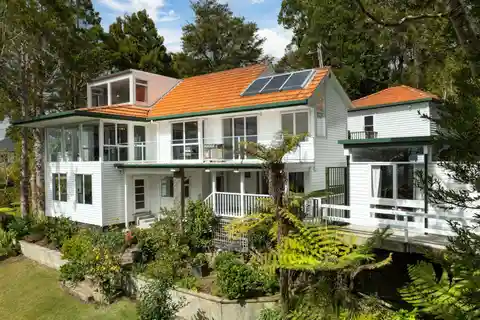 Once in a Lifetime Iconic Titirangi Estate