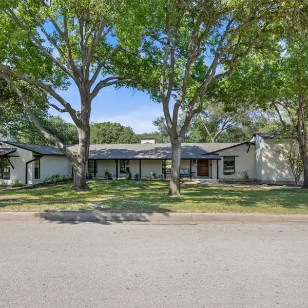BEAUTIFULLY REIMAGINED RANCH-STYLE HOME