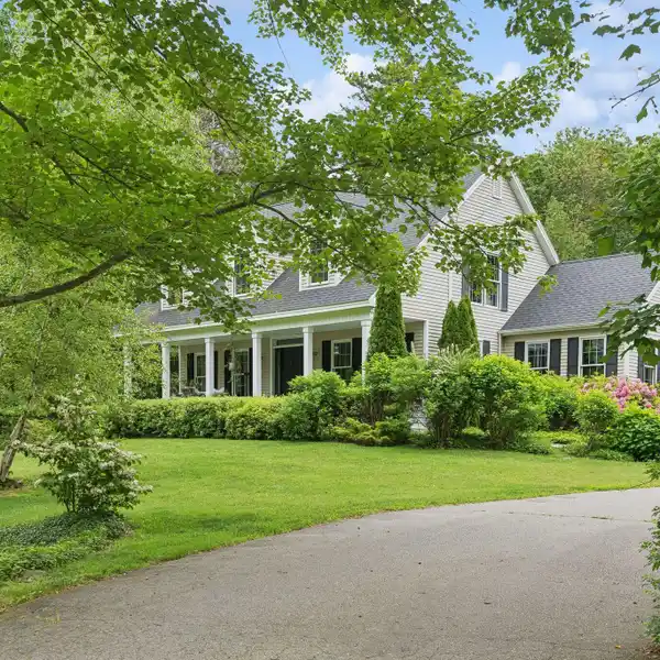 REIMAGINED 1996 CAPE ON NEARLY FOUR ACRES