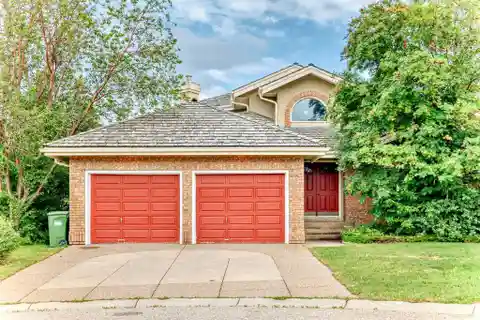 Spacious Executive Home in Christie Park