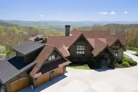Luxury Living on over Two Prime Mountain-Top Acres