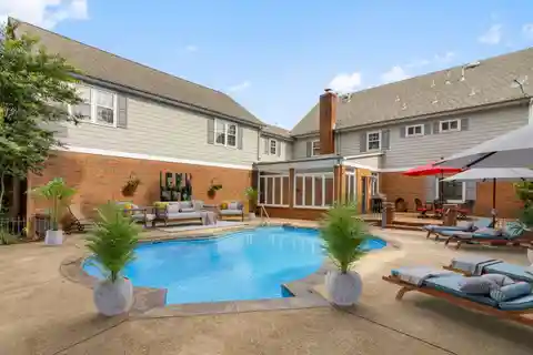 Magnificent Five-Bedroom Home