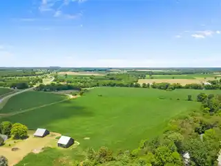 Beautiful Land Minutes to Downtown Franklin