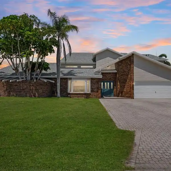 RARE WATERFRONT GEM IN DESIRABLE LOCATION