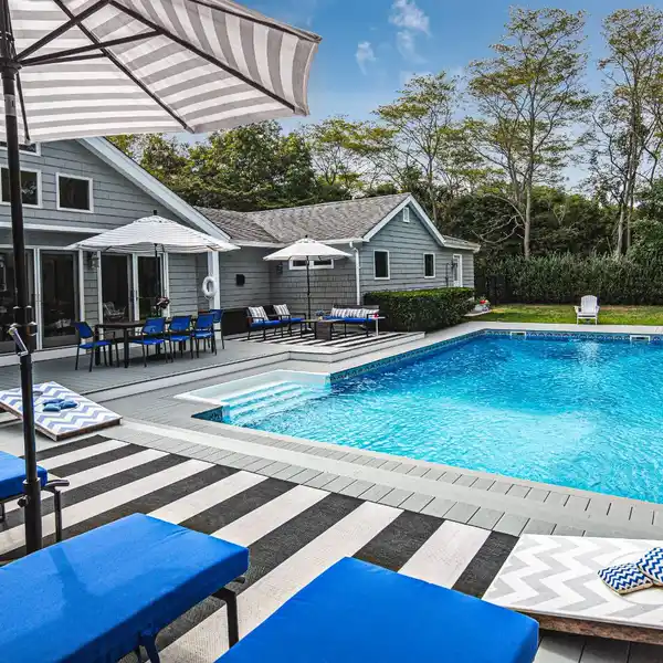 FOUR BEDROOM WESTHAMPTON RENTAL WITH POOL