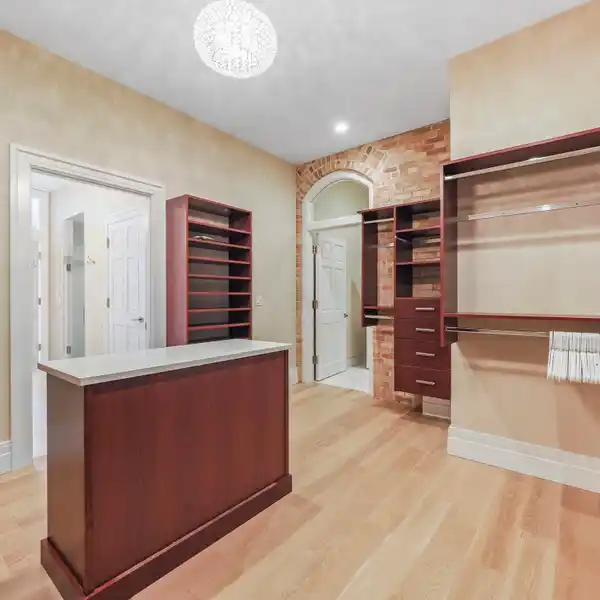 DOWNTOWN CONDO WITH BAY VIEWS