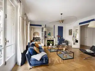 Peaceful Dual-Aspect Family Apartment