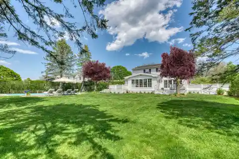 Pristine Renovated Retreat in Southampton Village