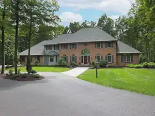 Elegant Mallards Landing Home on 3.5 Acres