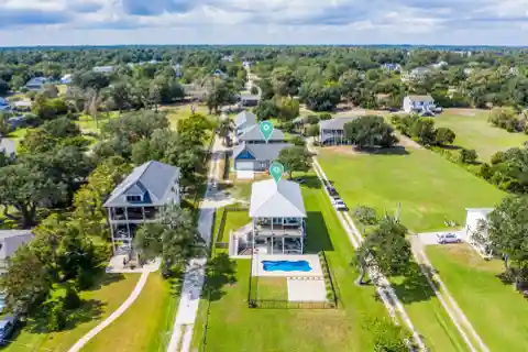 Two Waterfront Homes on 1.4 Acres
