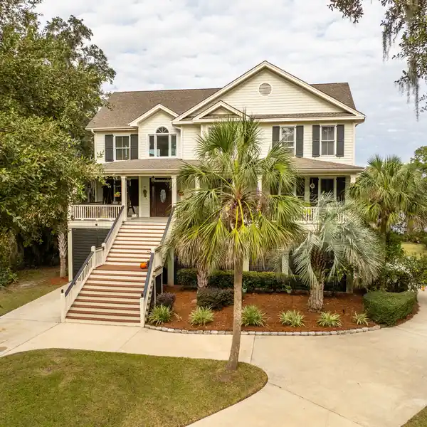 EXQUISITE HOME IN A COVETED LOWCOUNTRY LOCATION