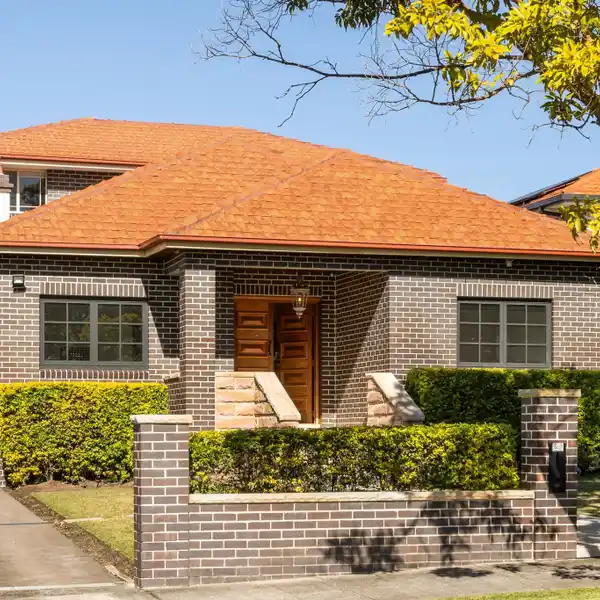 EXPERTLY CRAFTED RESIDENCE