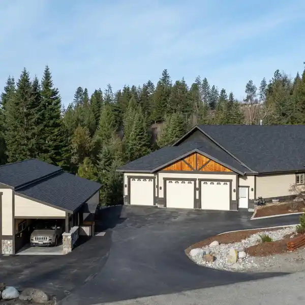 CUSTOM HOME ON 1.89 PEACEFUL ACRES