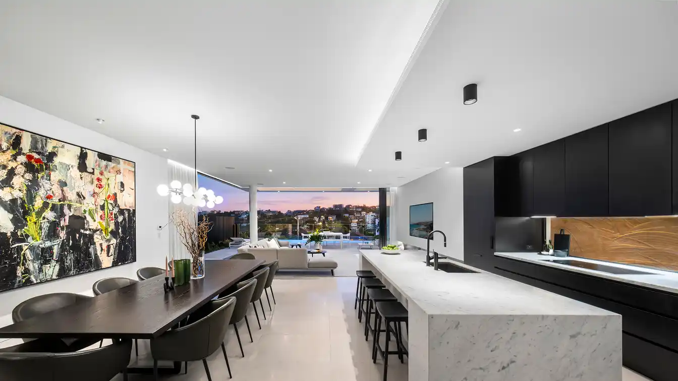 A World-class Statement in Designer Luxury Living and Spectacular Entertaining