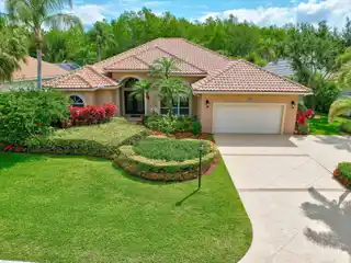 Custom Home in a Tropical Paradise Setting