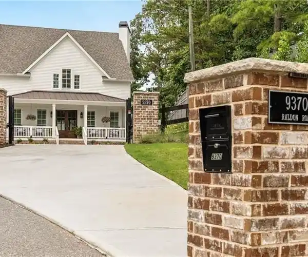 CUSTOM LAKEFRONT HOME WITH DOCK