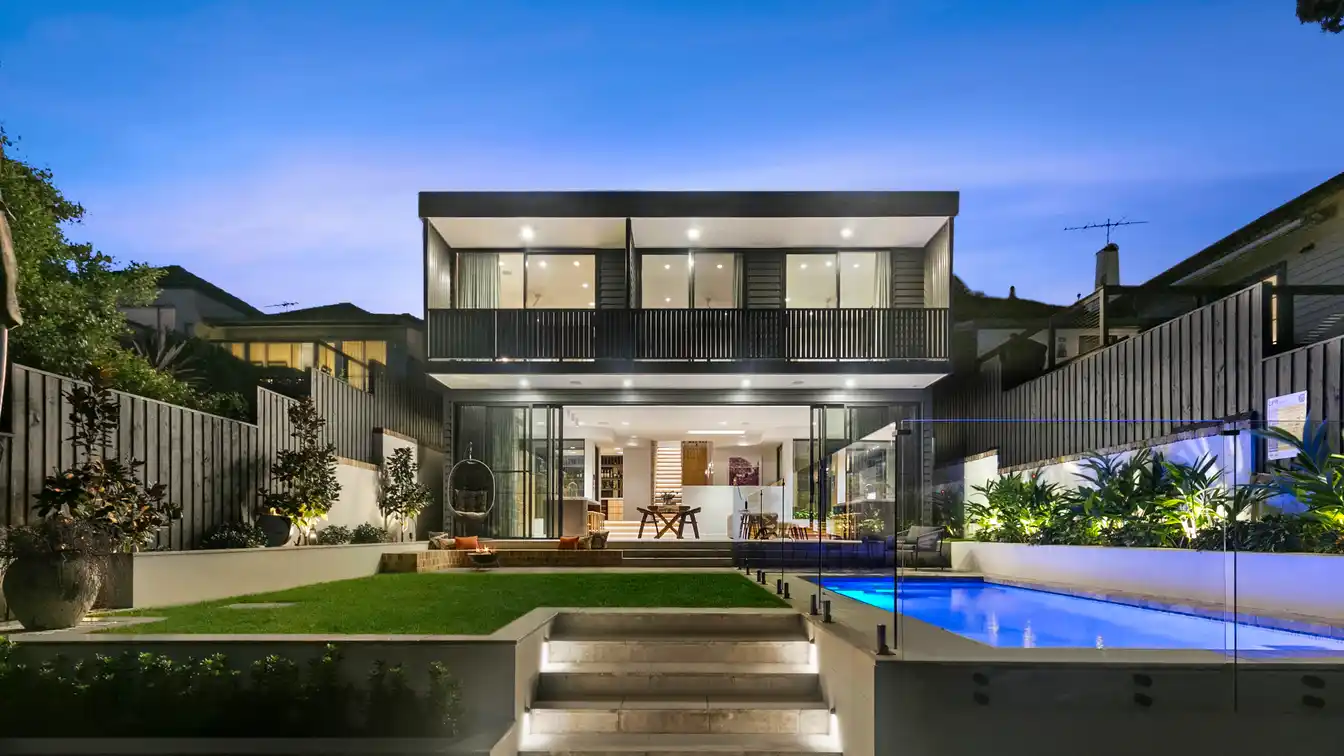 Luxury Architect-designed Sanctuary with Leafy Vistas