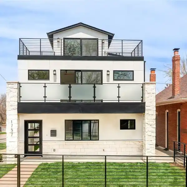NEW LUXURY RESIDENCE IN THE HEART OF THE HIGHLANDS