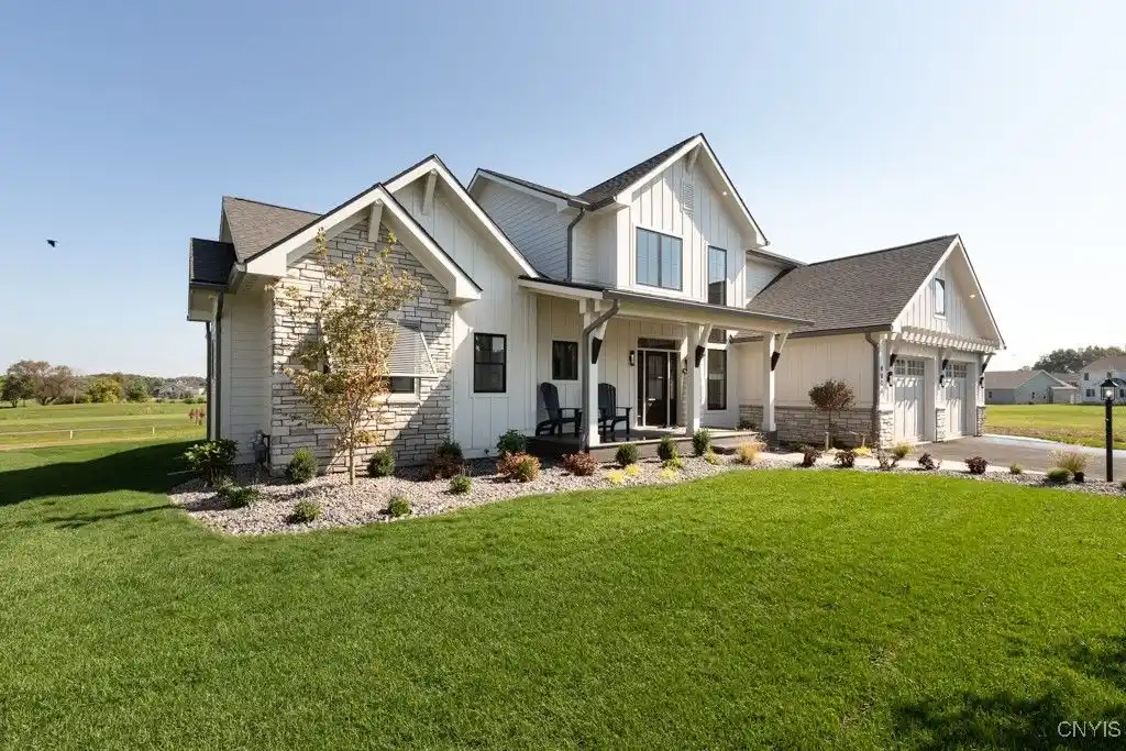 Meticulously Crafted New Construction