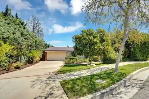 Granada Hills Gem