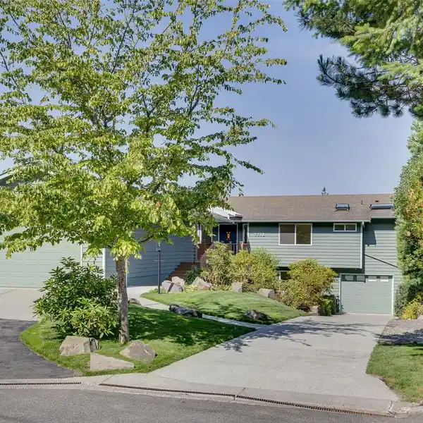 TRANSFORMATIONAL RENOVATION IN AND OUT
