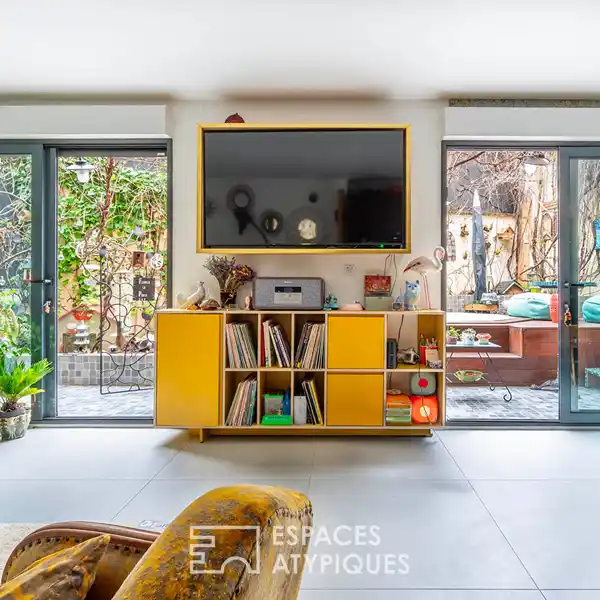 GORGEOUS SIX BEDROOM PROPERTY NEAR ROBESPIERRE