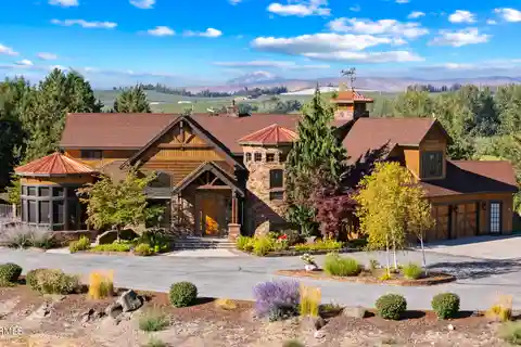 Truly Extraordinary Luxury Estate