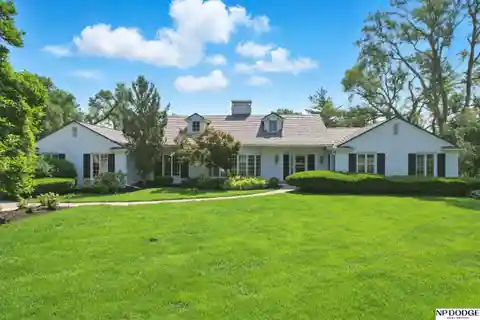 Rare Opportunity in Clin Mar Estates