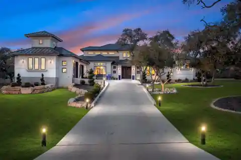 Custom One-story Beauty in Exclusive Belle Oaks