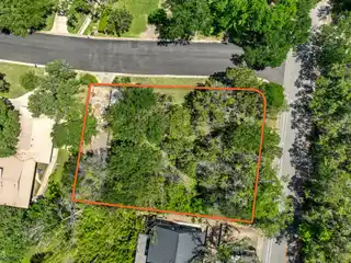 Corner Lot in Westlake