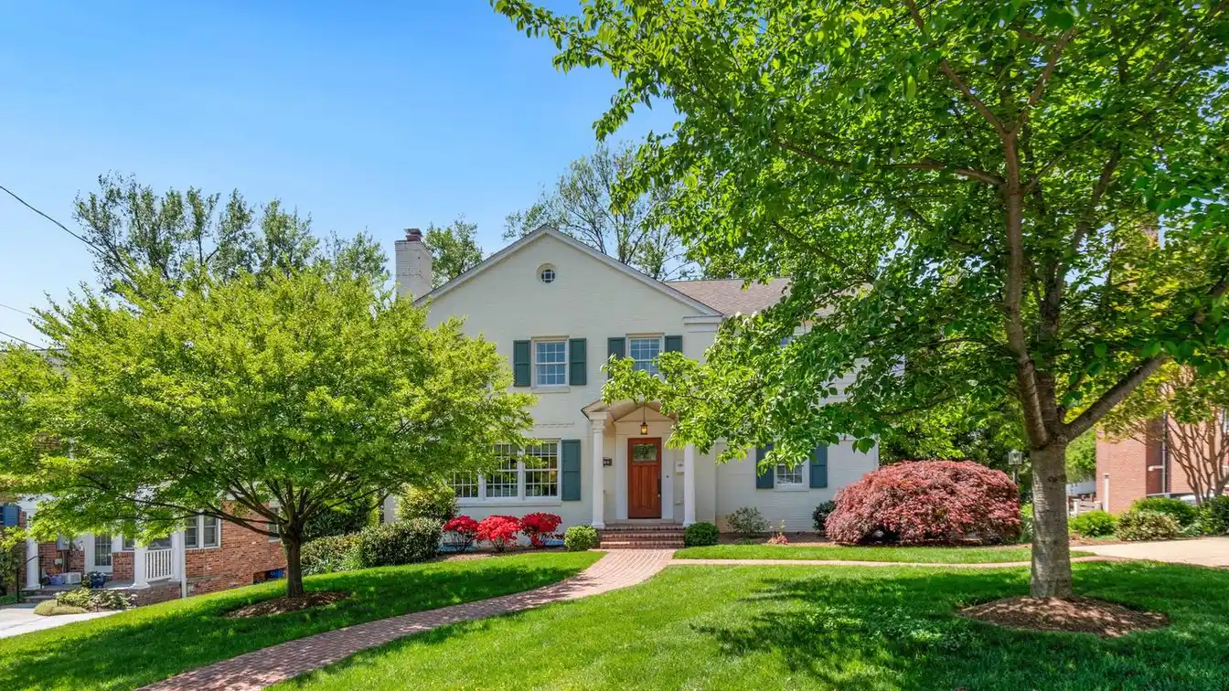 Remarkable Retreat with Breathtaking Grounds