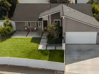 Huntington Beach Gem with Granite Chef’s Kitchen