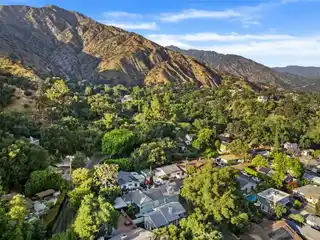Victorian Charm Surrounded by Nature’s Beauty